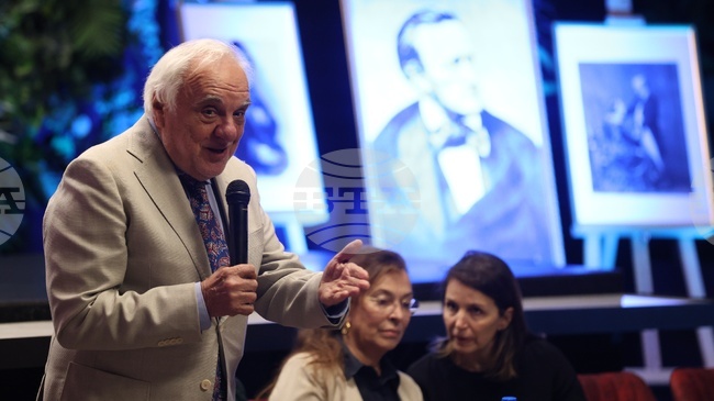 Акад. Пламен Карталов: Вагнер е възможност за артиста да лети в едни по-дълбоки хоризонти