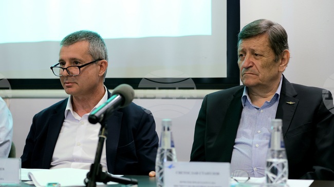 Експертна оценка сочи, че цените на самолетните билети са се повишили между 10-15 процента, каза председателят на АБА