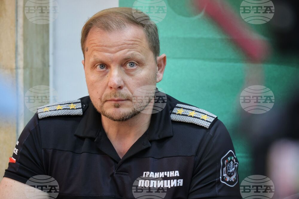 Бургас - контрабанда - цигари - брифинг - Златомир Канев