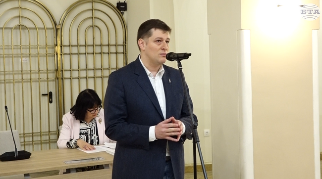 Моралният компас на журналистите не бива да се променя, каза генералният директор на БНР Милен Митев на форум на СБЖ