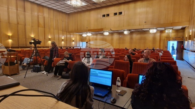 Театър „Боян Дановски“ да бъде преструктуриран и да премине под ръководството на „Дворец на културата“ в Перник реши Общинският съвет