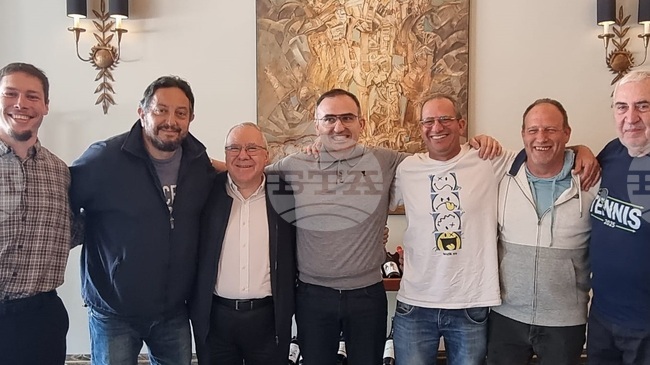 Представители на тенис клуб Макаби Херцлия гостуват на българската федерация