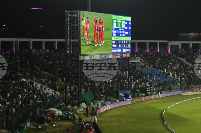 Pakistan Super League Spectators Return Cricket