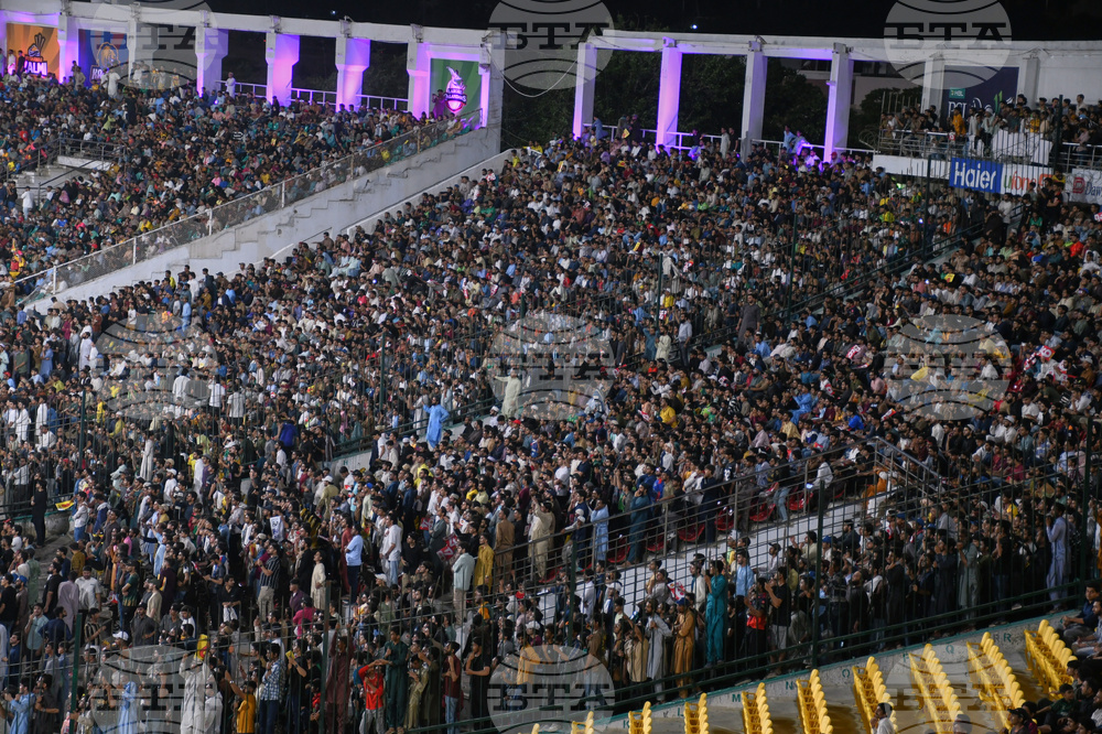 Pakistan Super League Spectators Return Cricket