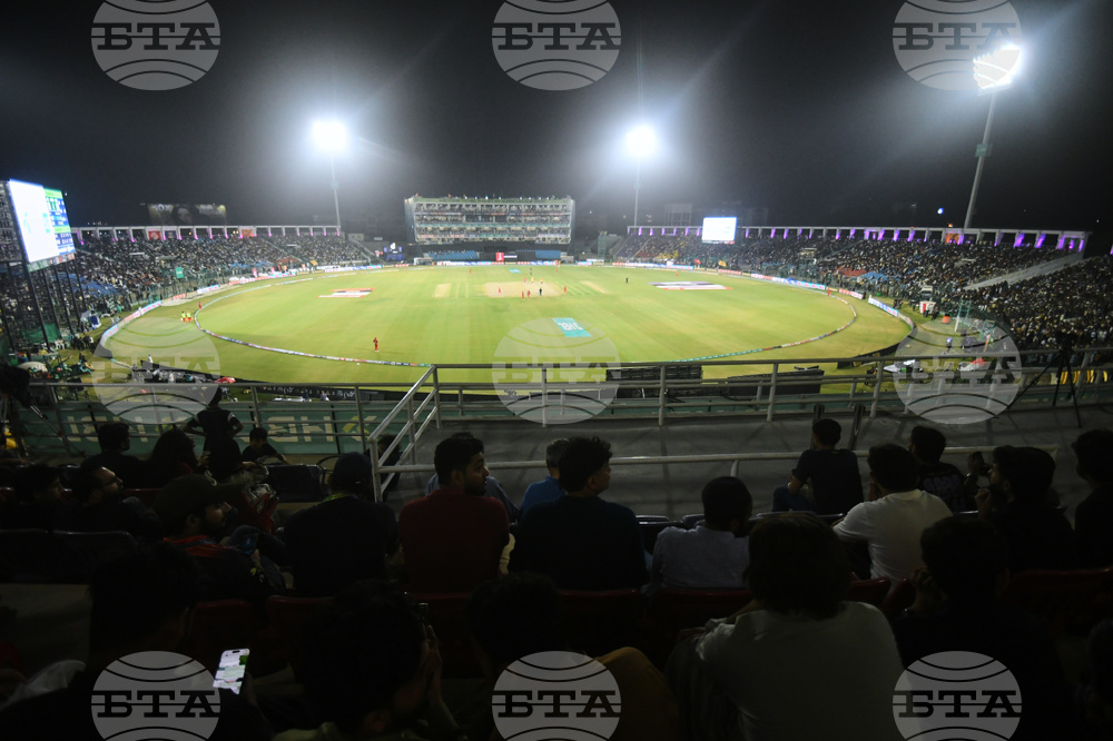 Pakistan Super League Spectators Return Cricket