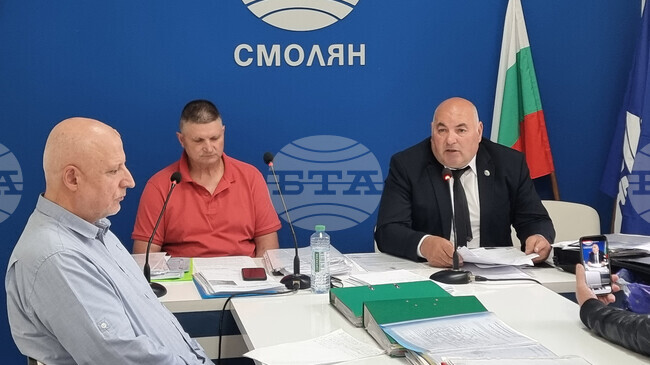 Очакваме новата власт да върне законността в община Доспат, заявиха на пресконференция в БТА представители на „Обединение за бъдеще на Доспат“ 