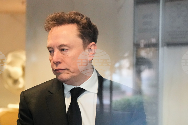 Илон Мъск загуби съдебната битка с разработчиците на Чат Джи Пи Ти