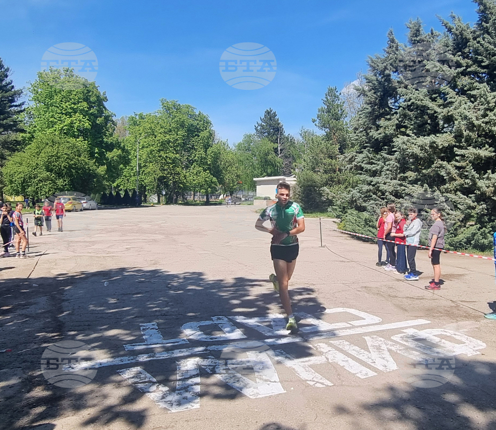 Търговище - пролетен лекоатлетически крос - надпревара за ученици
