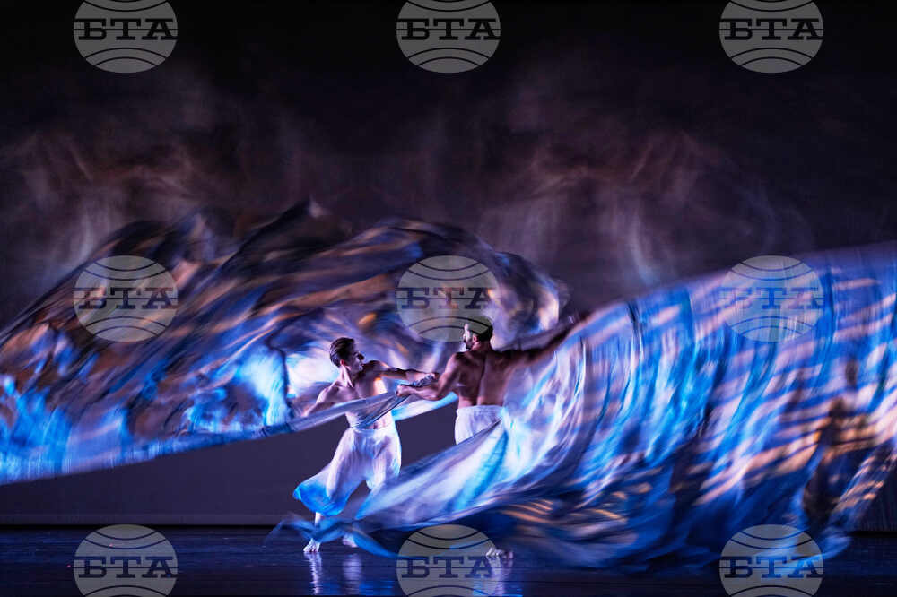 Italy Momix