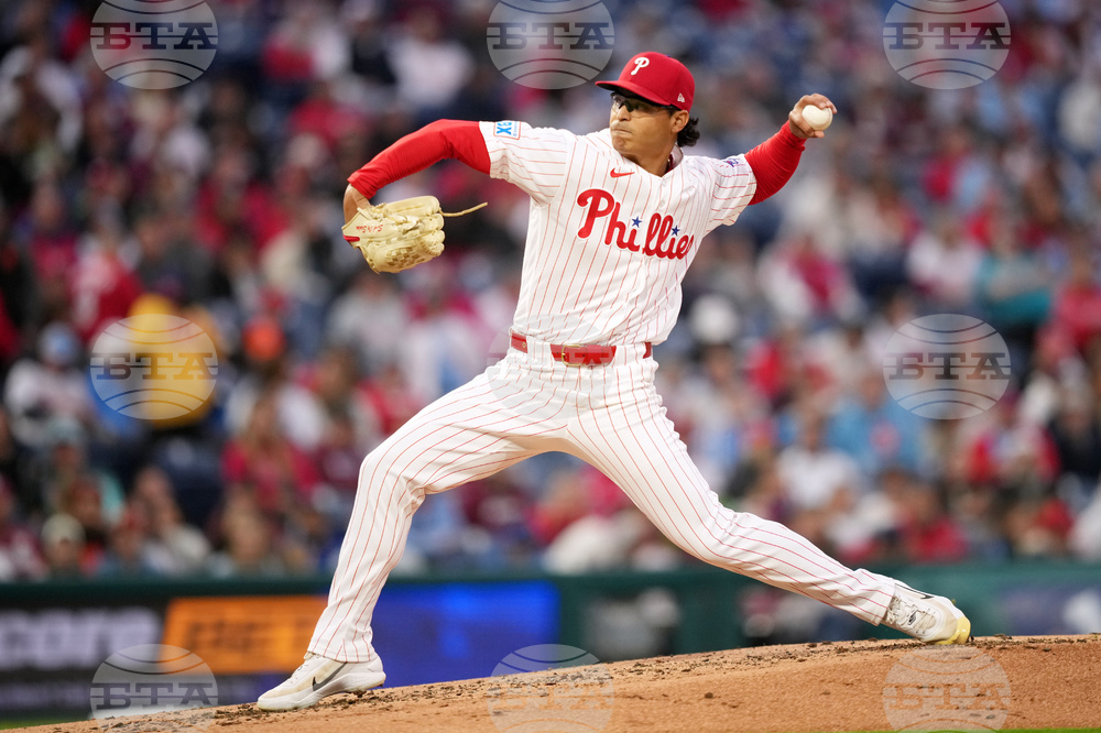 Giants Phillies Baseball
