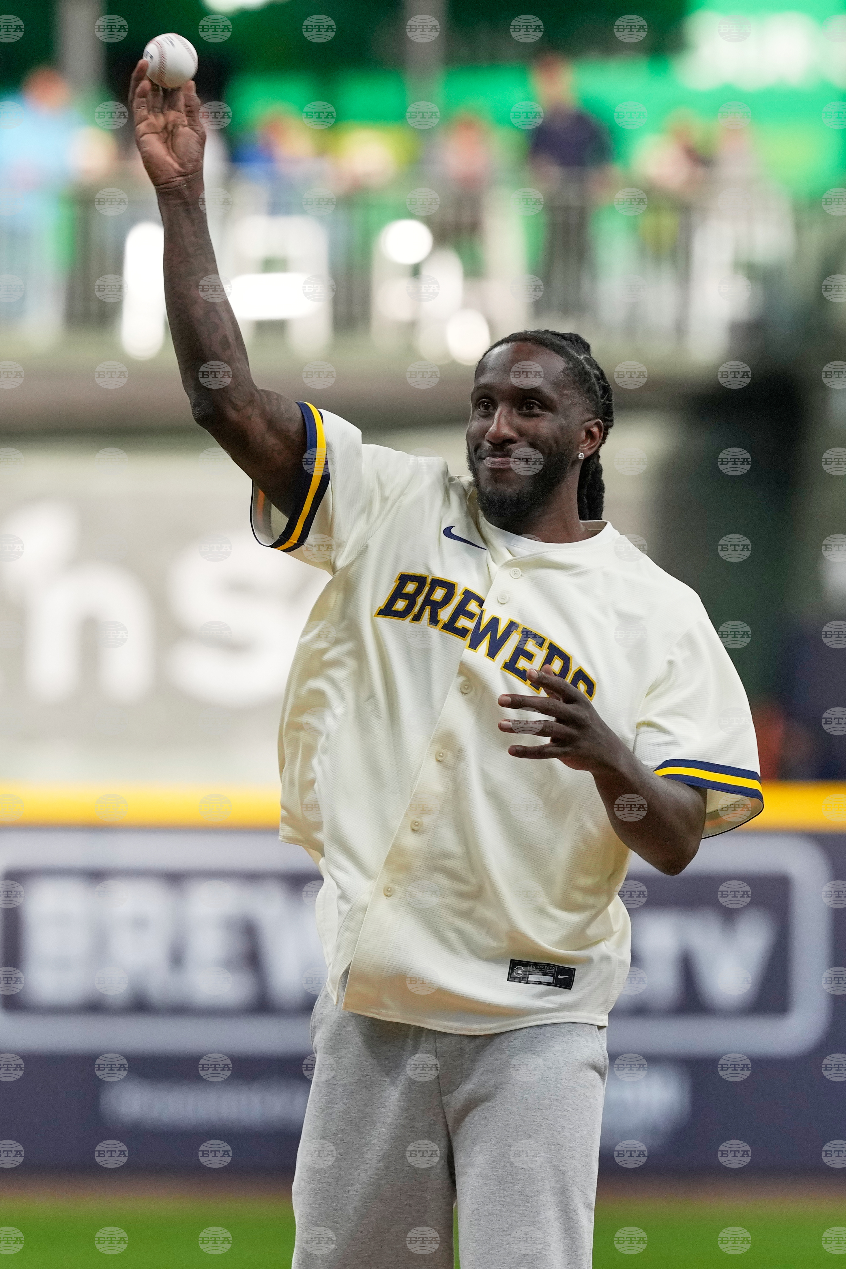 Diamondbacks Brewers Baseball