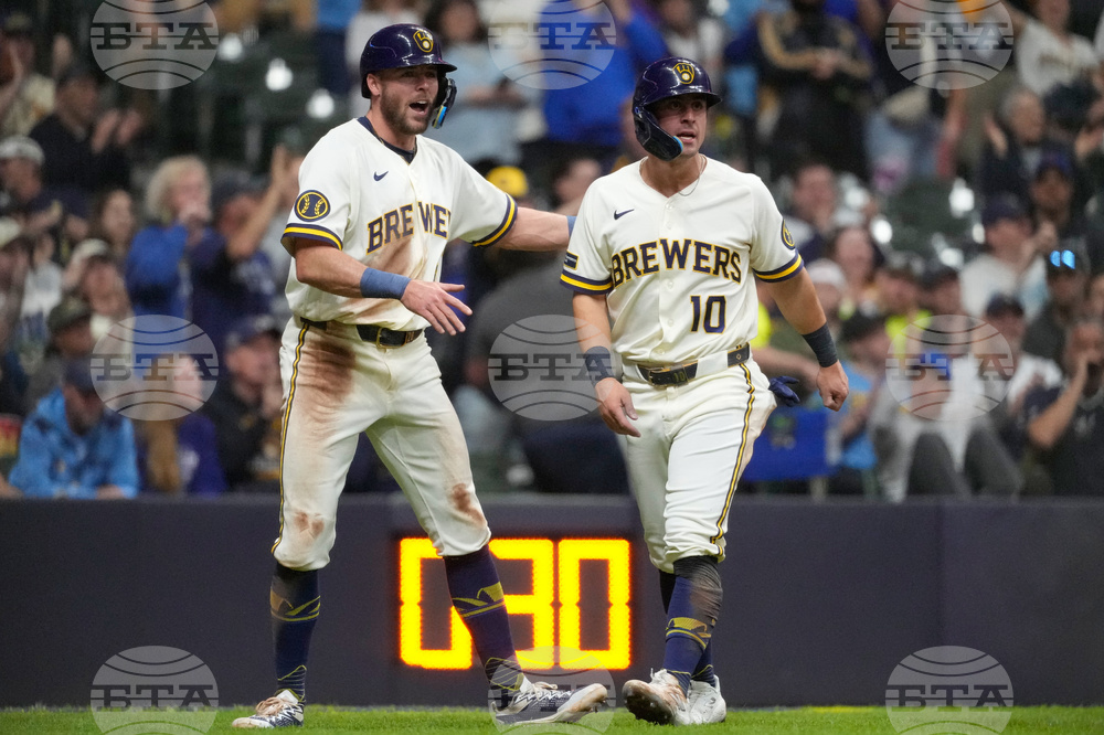 Diamondbacks Brewers Baseball