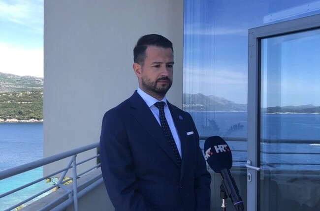 МИНА: Правителствата на Черна гора и Хърватия трябва да засилят политическите консултации, каза черногорският президент