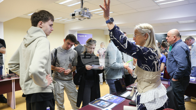 Форумът „Дни на кариерата“ на УниБИТ за трета поредна година предостави нови възможности за развитие пред студентите