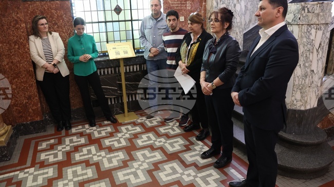 Столичната библиотека отбеляза 150-ата годишнина от Априлското въстание с нова фотодокументална изложба 