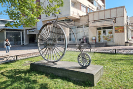 Нова Загора - музей - велосипед