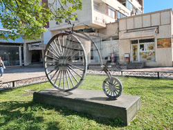 Нова Загора - музей - велосипед