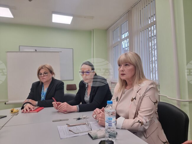 Близо 400 дози от ваксината срещу човешки папилома вирус са поставени от началото на годината в област Стара Загора, съобщиха от РЗИ