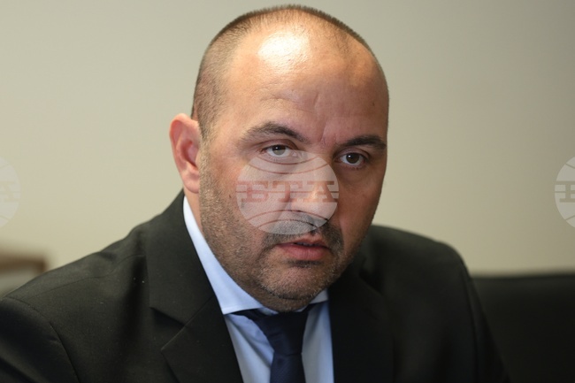 Задържани са седем души за организирана престъпна група във връзка с разпространение на наркотици в София, съобщиха от ГДБОП