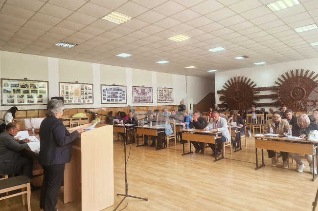 Община Кубрат поема дълг от 18 754,95 евро на общинската болница към ВиК оператора