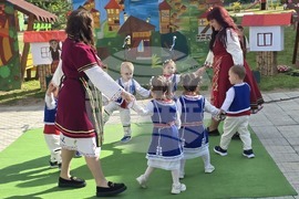 Село Мосомище - Детска градина „Пролет“ - концерт