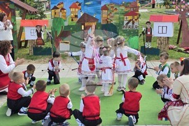 Село Мосомище - Детска градина „Пролет“ - концерт