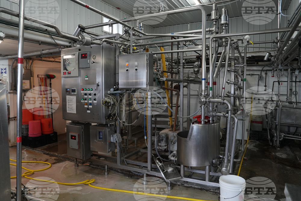 US-MED--Raw Milk-Legislation