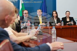 Министерство на здравеопазването - Наредба за придобиване на специалност в системата на здравеопазването - промени