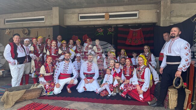 Bulgarka & Pirina Dance Groups to Present "Trakiyski Zadyavki" Dance at Munich Festival