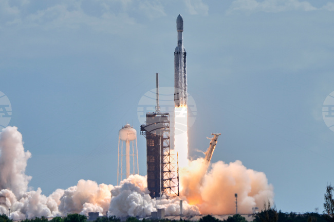SpaceX Falcon Heavy Launch