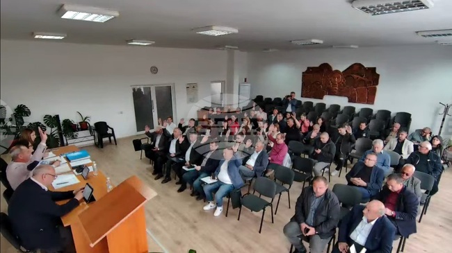 Съветници в Ардино гласуваха разпределението на средствата за капиталови разходи през настоящата година, финансирани от различни източници