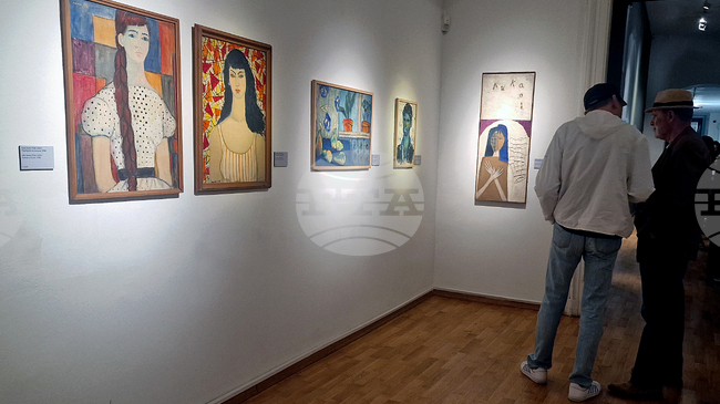 Exhibition Introduces Unconventional Perspective on Artist Lika Yanko
