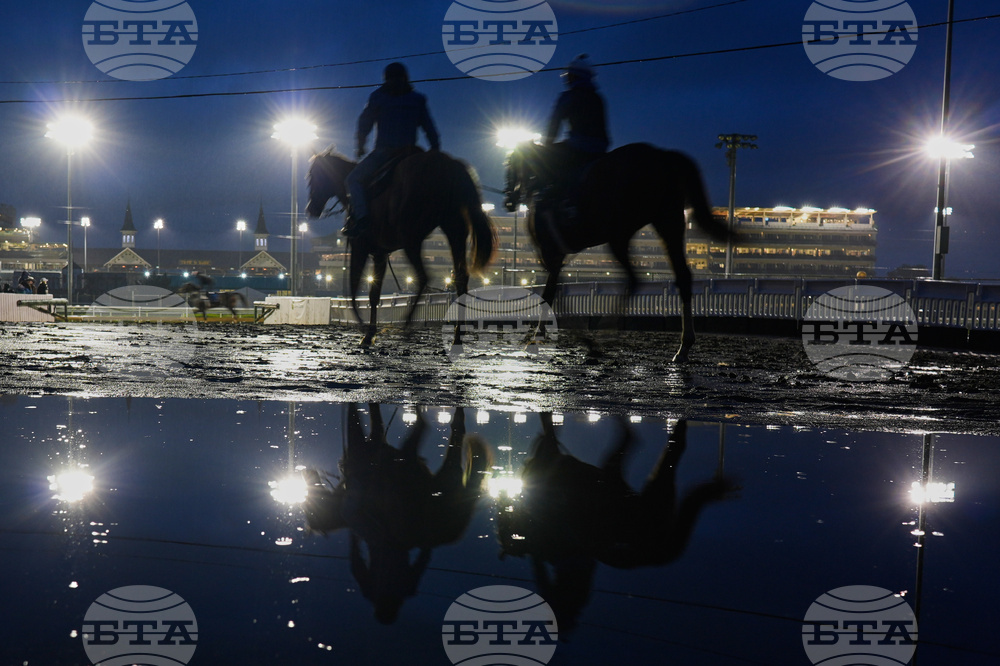 APTOPIX Kentucky Derby Horse Racing
