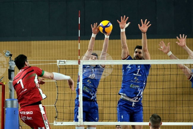  Волейбол - Левски - Нефтохимик 2010