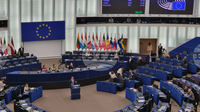 Европейският парламент обсъди по време на дебати "опасността от нормализиране на отношенията с Русия"