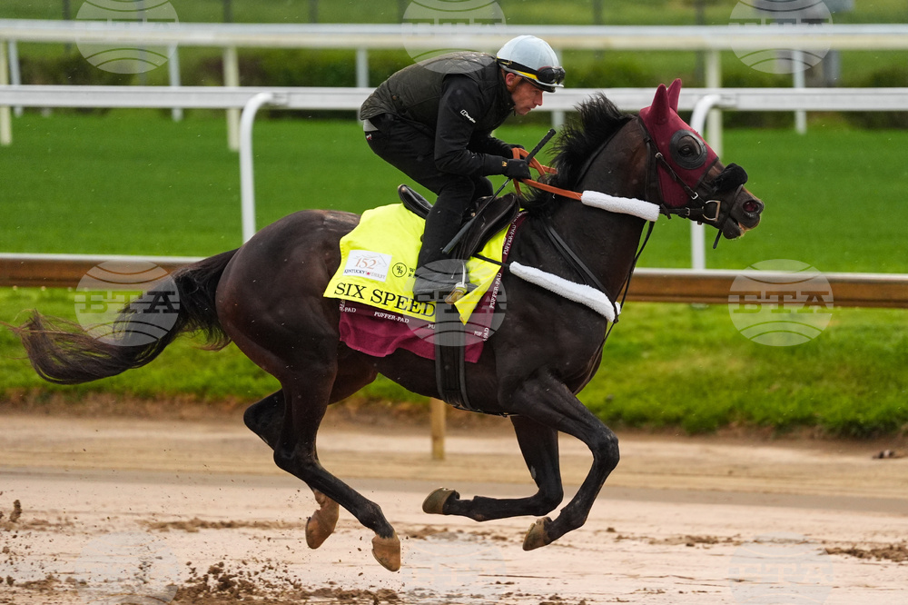 Kentucky Derby Horse Racing