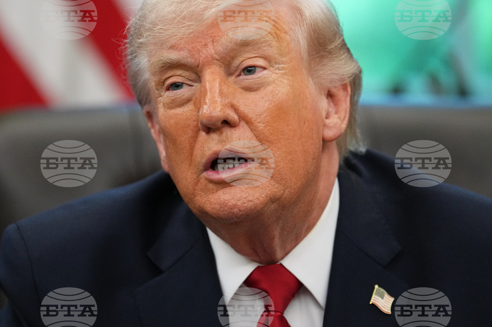 Trump NASA Artemis Moonshot
