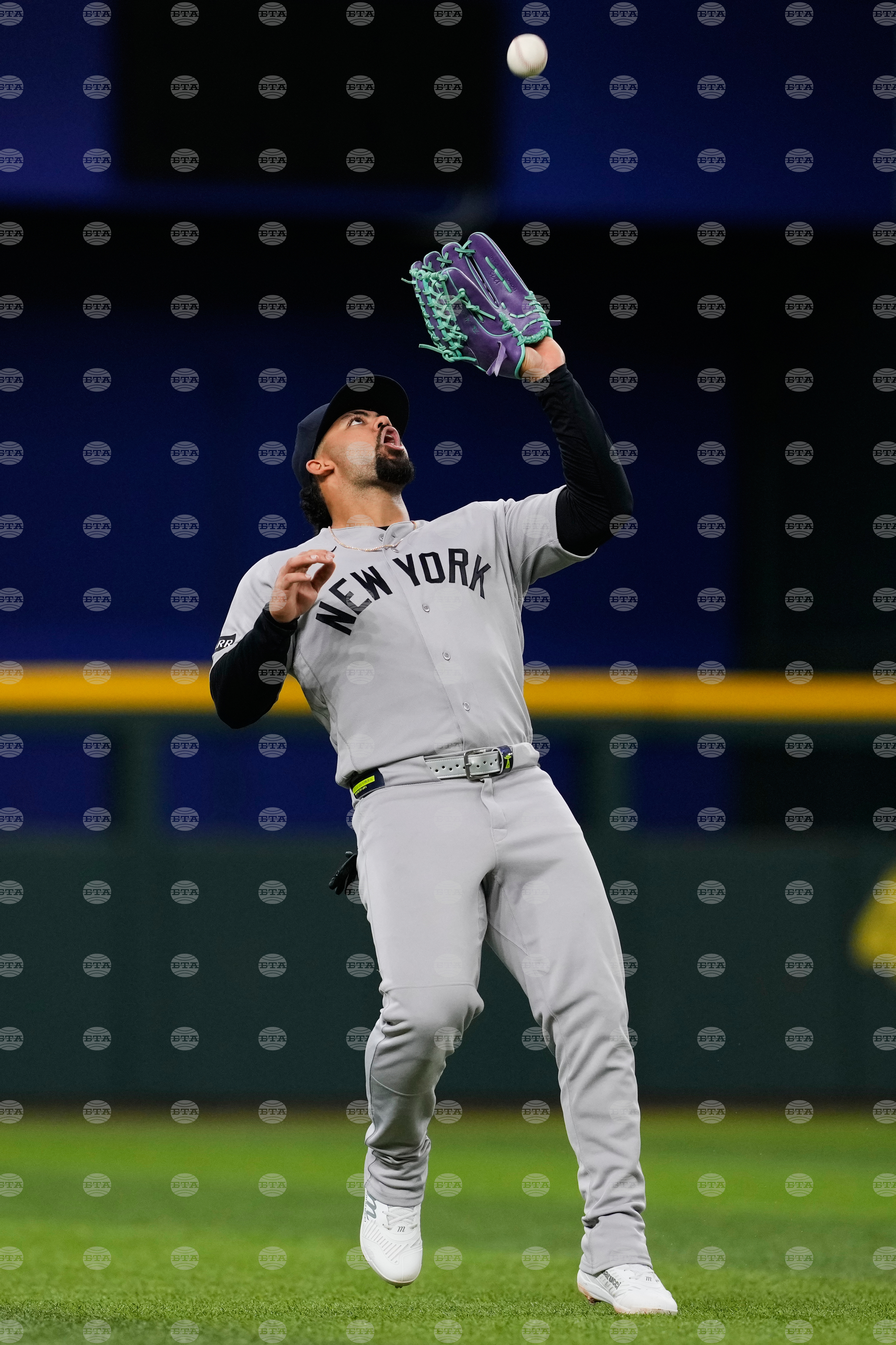 Yankees Rangers Baseball