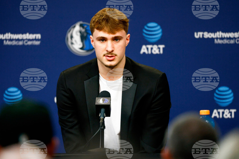 NBA Rookie of the Year Basketball