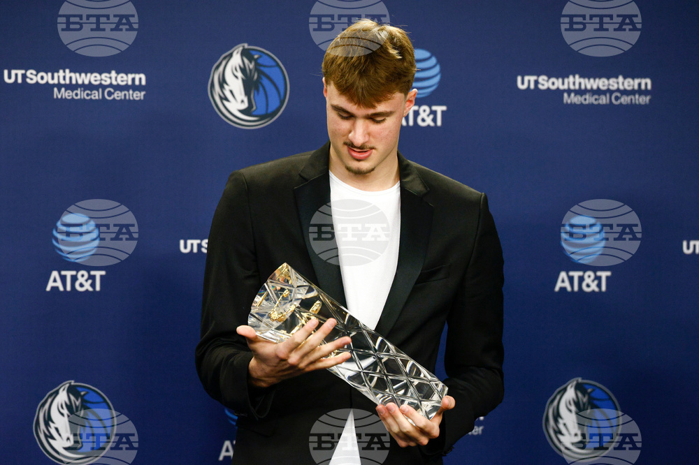 NBA Rookie of the Year Basketball