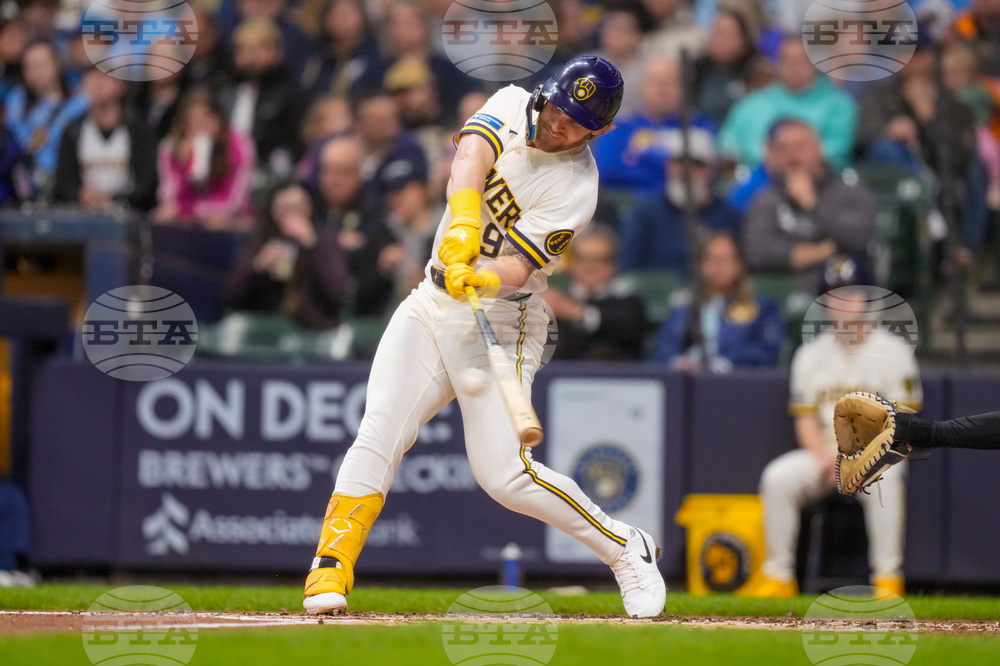 Diamondbacks Brewers Baseball