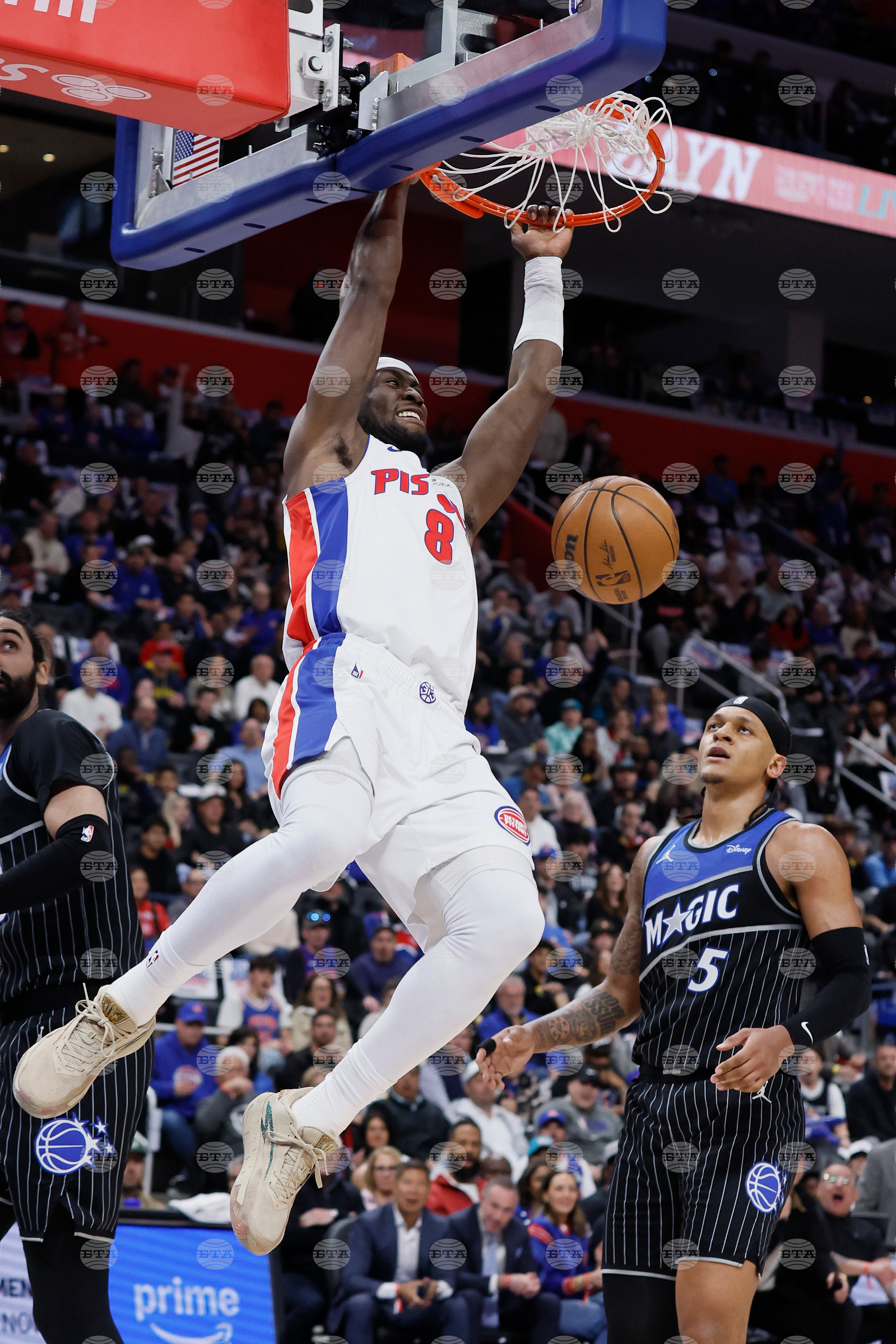 Magic Pistons Basketball