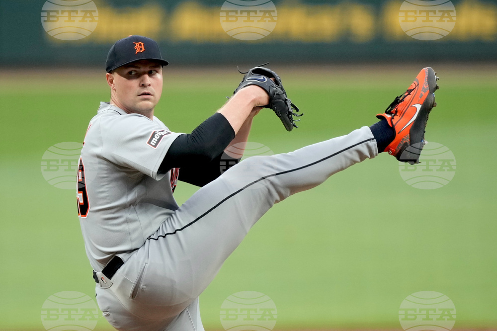 Tigers Braves Baseball