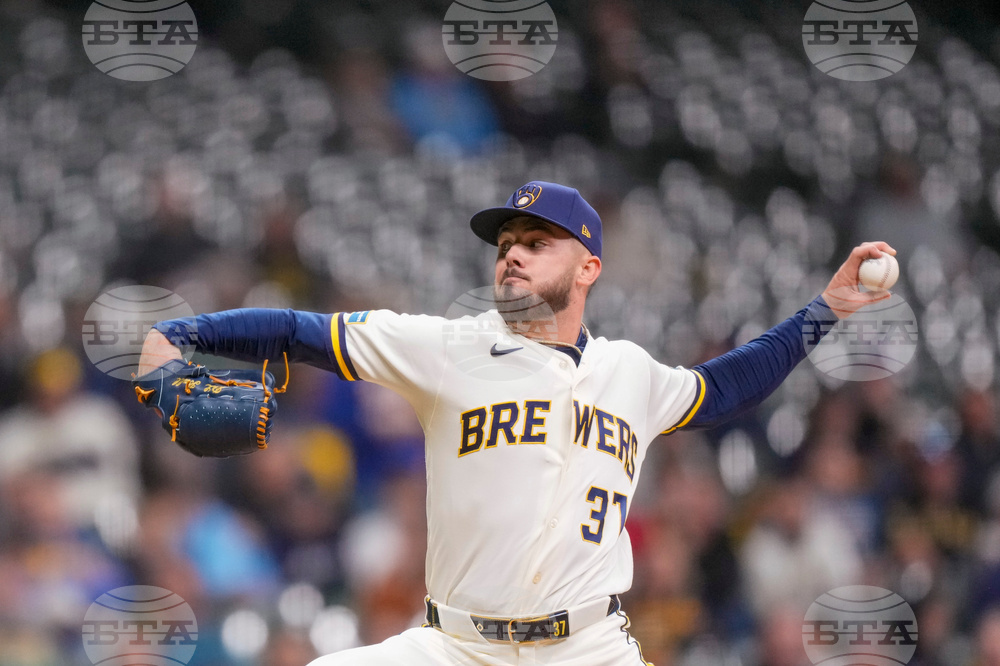 Diamondbacks Brewers Baseball