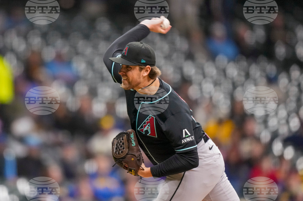 Diamondbacks Brewers Baseball