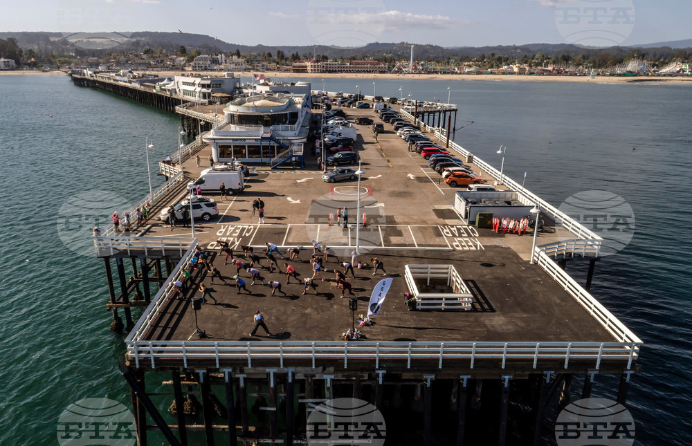 Santa Cruz Wharf