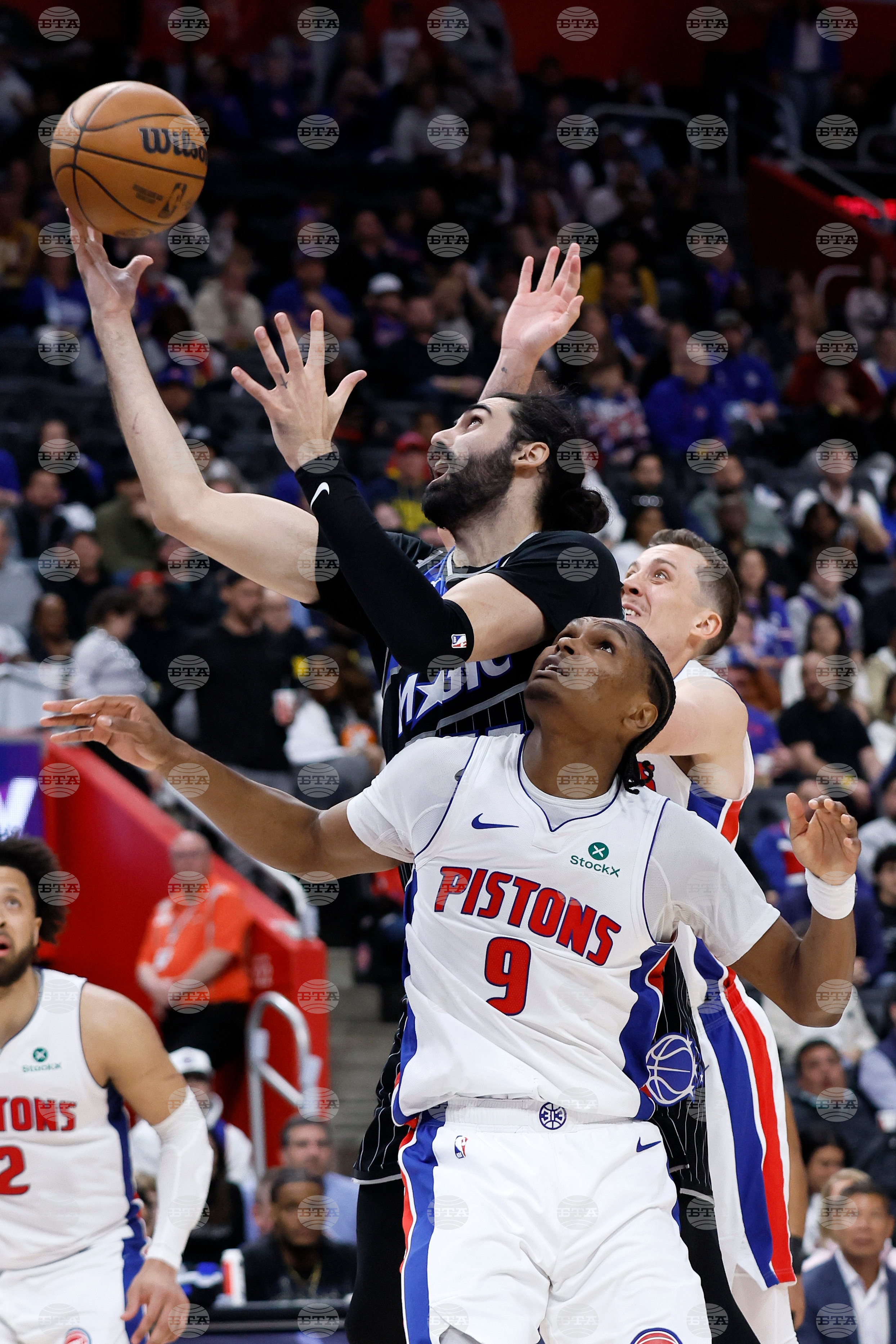 Magic Pistons Basketball
