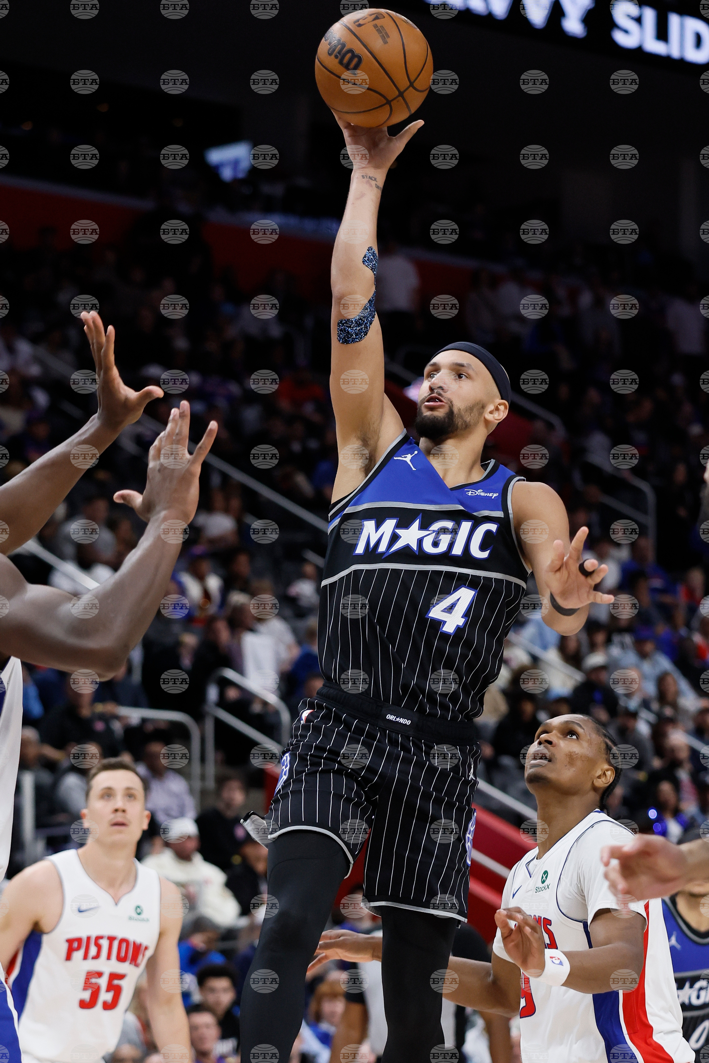 Magic Pistons Basketball