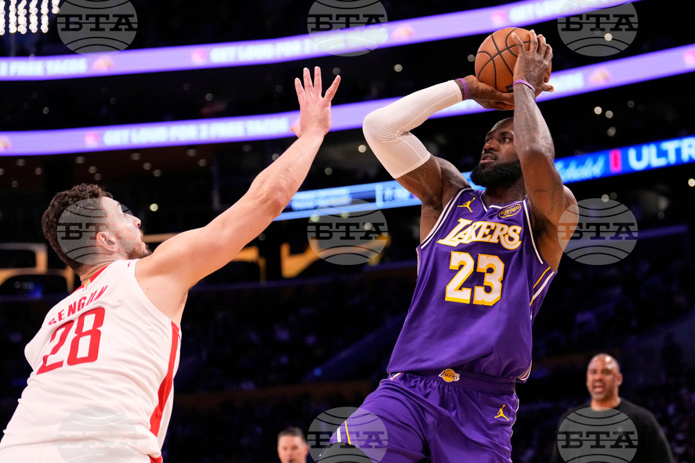 Rockets Lakers Basketball