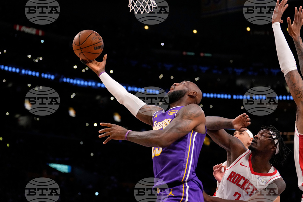Rockets Lakers Basketball
